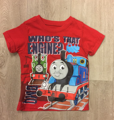 Mens je bent Altijd Thomas de Trein T-Shirt "Who is that Engine" (rood)(maat 98/104) |  TH-T-Shirt "Who is that Engine" (rood)