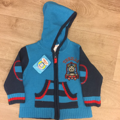 loterij Kruik koepel Thomas de Trein Vest met capuchon (lichtblauw/donkerblauw/gestreept en met rits) | TH-Vest blauwgestreept loterij Kruik koepel Thomas de Trein Vest met capuchon (lichtblauw/donkerblauw/gestreept en met rits) | TH-Vest blauwgestreept